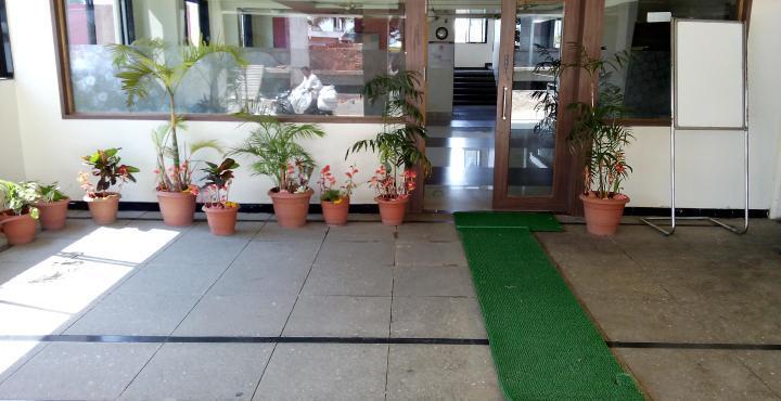 Hotel Parth Executive Latur Luaran gambar